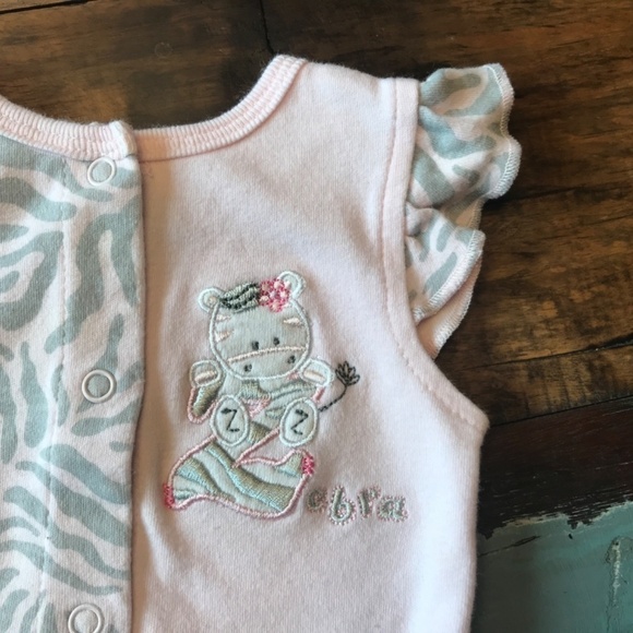 Vitamins Baby Sleeveless Onesie Baby Size 6m - Picture 3 of 7